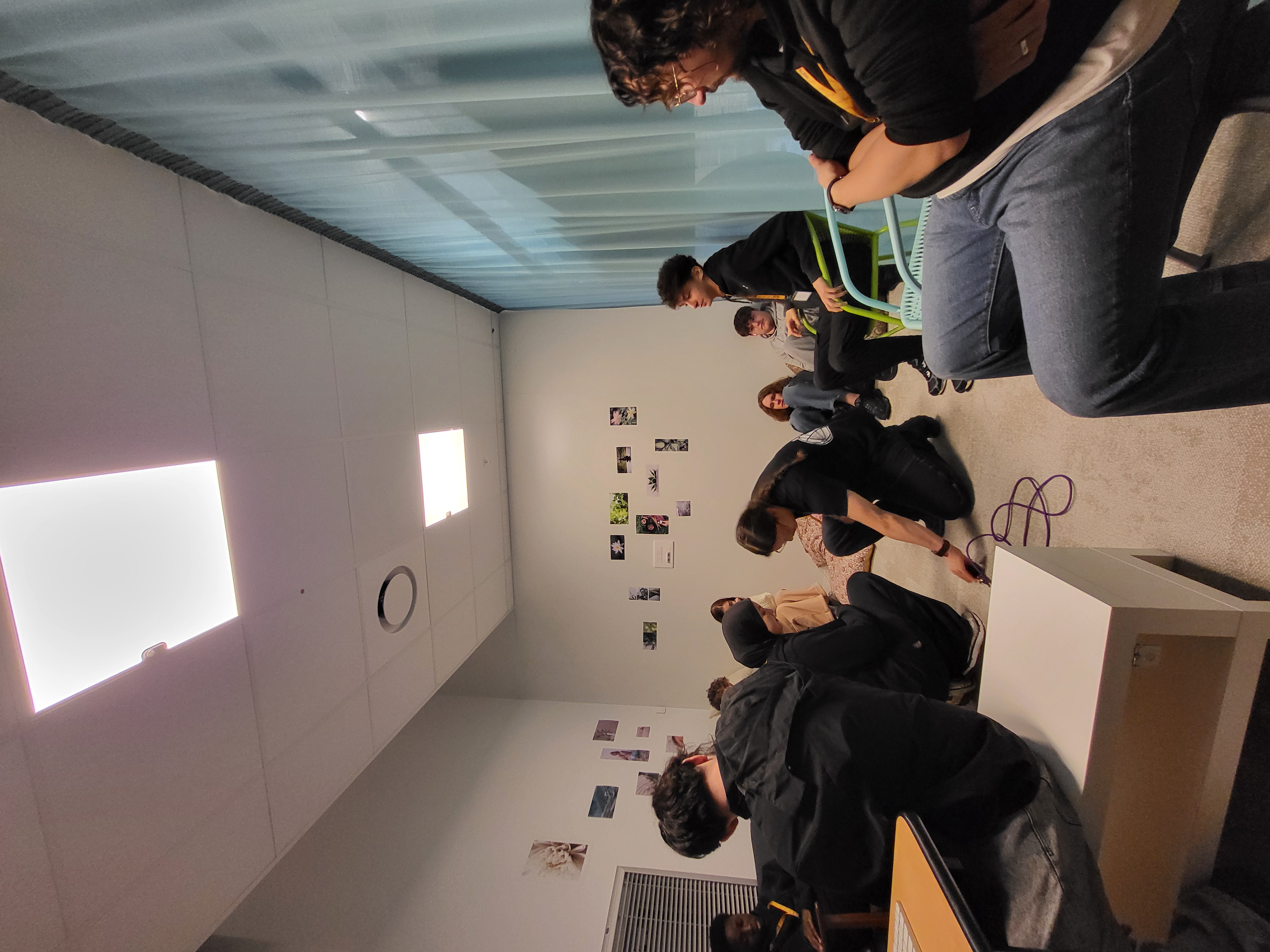 Atelier Club en studio, groupe en pleine création